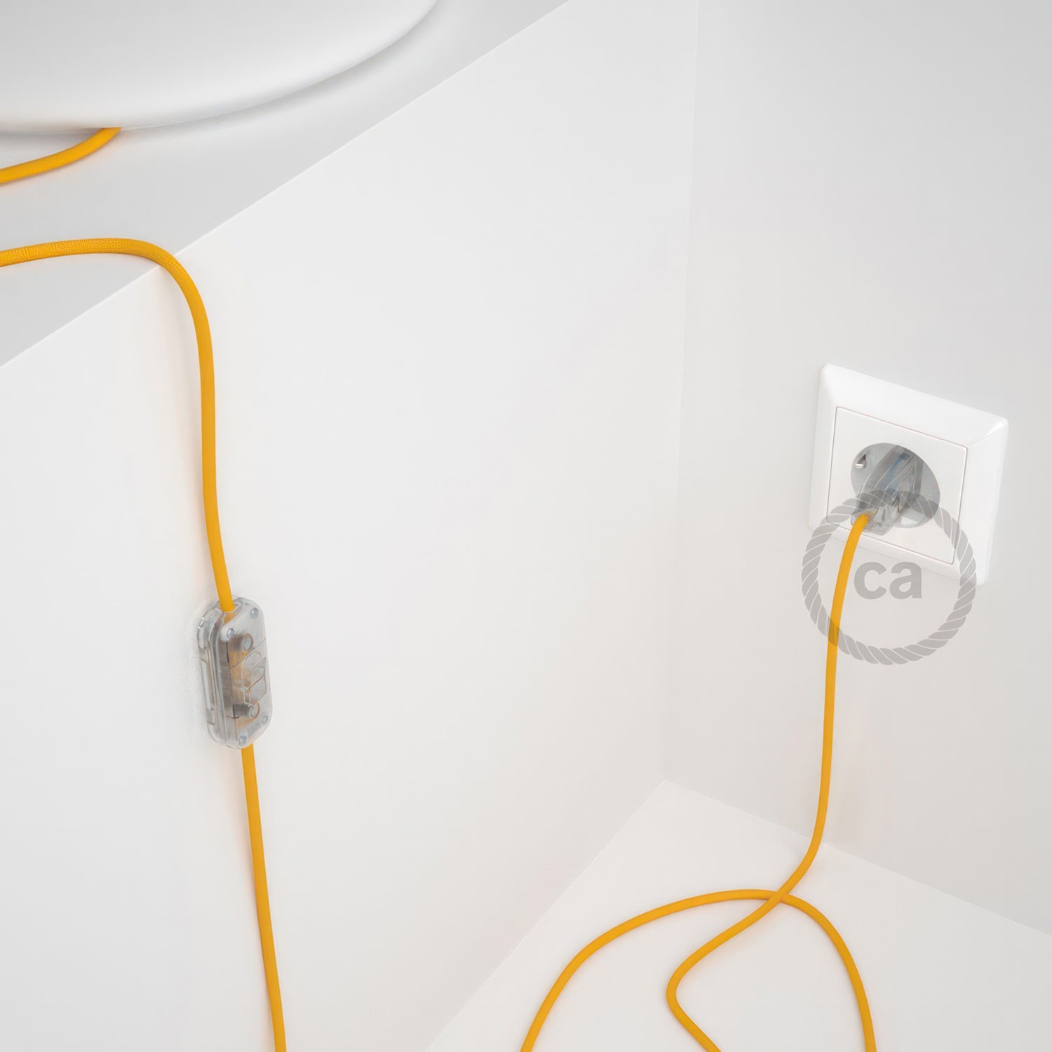 Lamp wiring, RM10 Yellow Rayon 1,80 m. Choose the colour of the switch and plug.