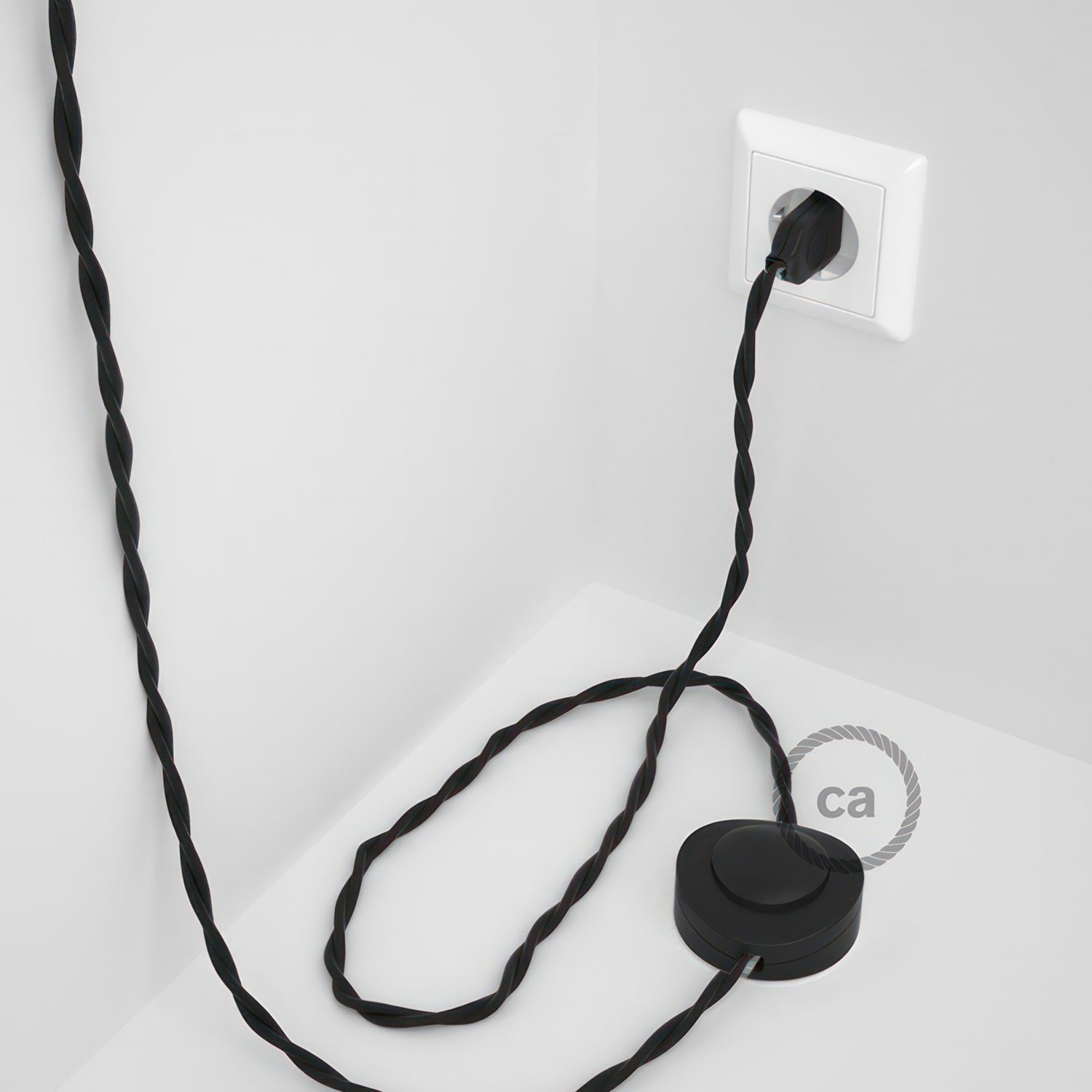 Wiring Pedestal, TM04 Black Rayon 3 m. Choose the colour of the switch and plug.