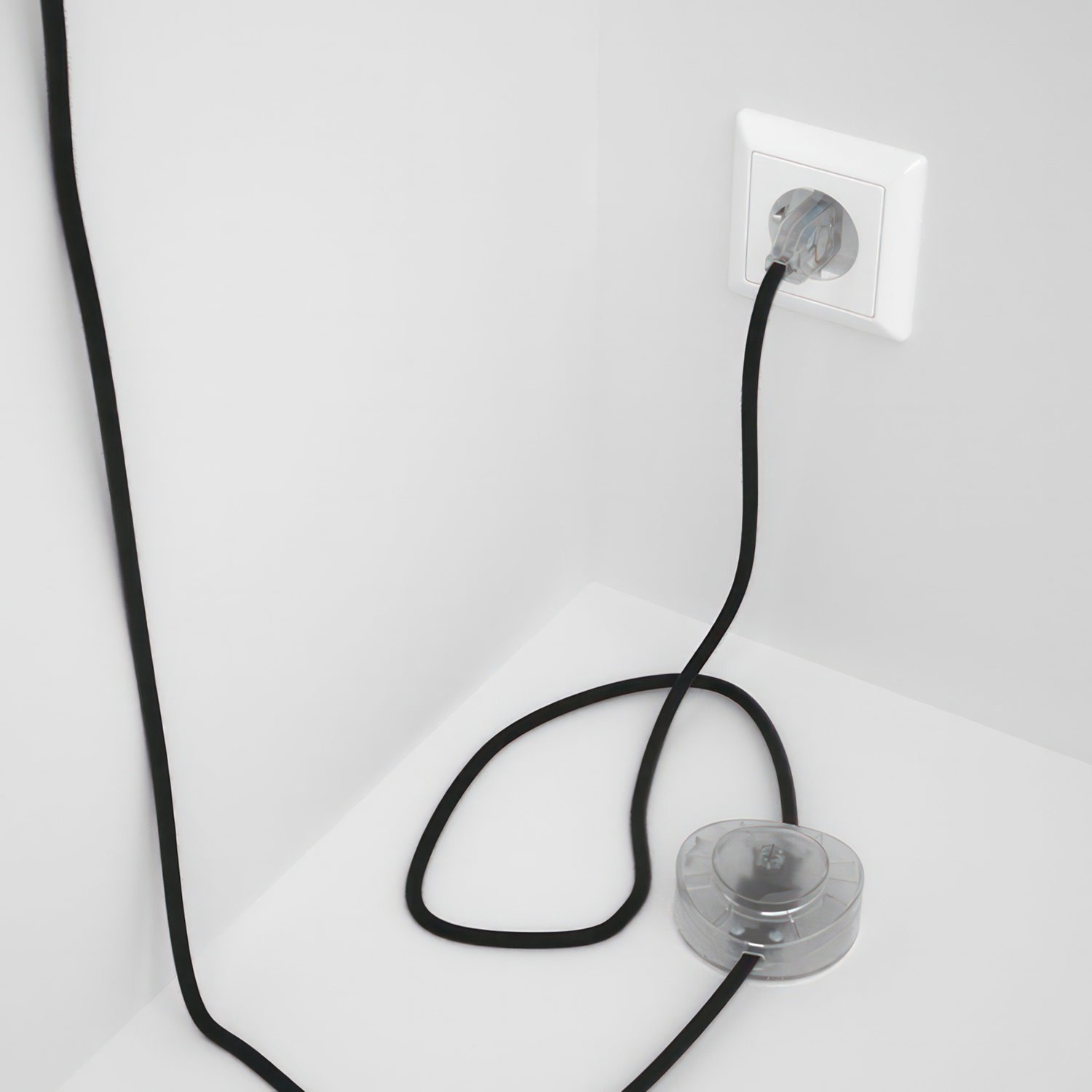 Wiring Pedestal, RC04 Black Cotton 3 m. Choose the colour of the switch and plug.